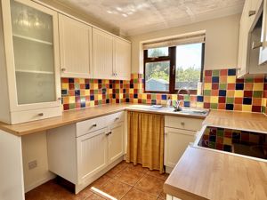Kitchen- click for photo gallery